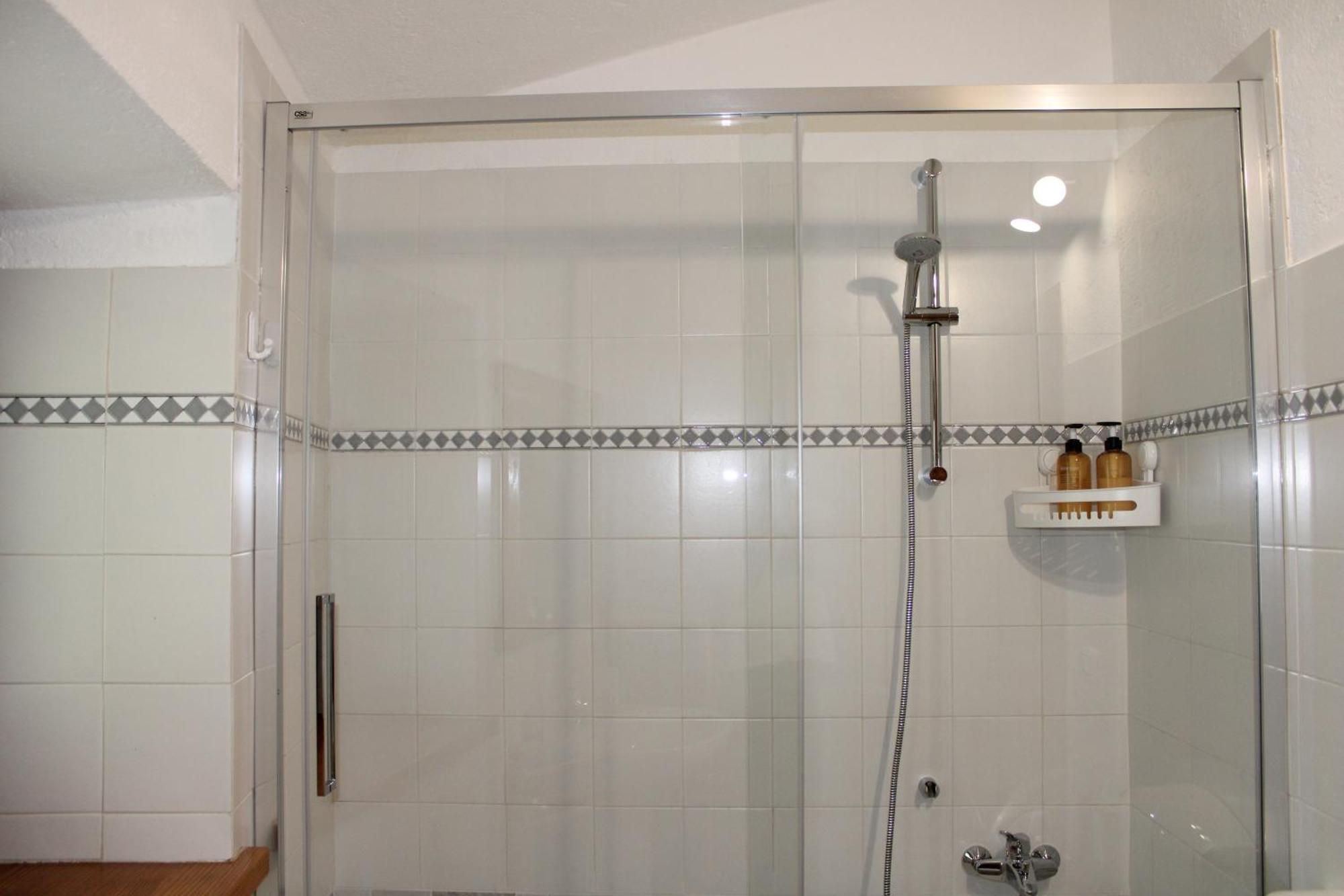 B&B La Meridiana มอนเชนิซิโอ ภายนอก รูปภาพ